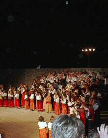 2013 - ΤΑ ΣΜΥΡΝΕΪΚΑ ΤΡΑΓΟΥΔΙΑ