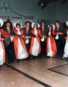 2002 - ΧΟΡΟΕΣΠΕΡΙΔΑ (ΤΣΙΚΝΟΠΕΜΠΤΗ)