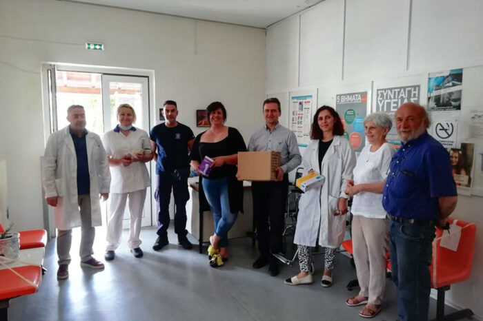 ΠΡΟΣΦΟΡΑ ΥΛΙΚΟΥ ΣΤΟ ΚΕΝΤΡΟ ΥΓΕΙΑΣ ΤΥΡΝΑΒΟΥ